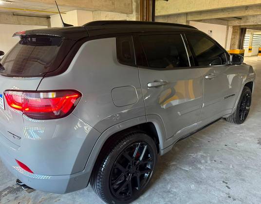 JEEP COMPASS 2.0 HURRICANE 4 TURBO GASOLINA BLACKHAWK AT9 JEEP COMPASS 2.0 HURRICANE 4 TURBO GASOLINA BLACKHAWK AT9